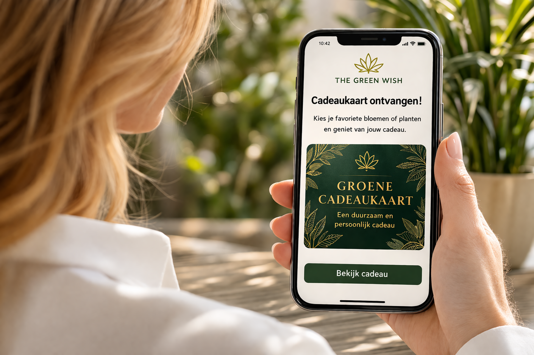 Duurzaam cadeau geven met de Groene Cadeaukaart van The Green Wish op een smartphone.