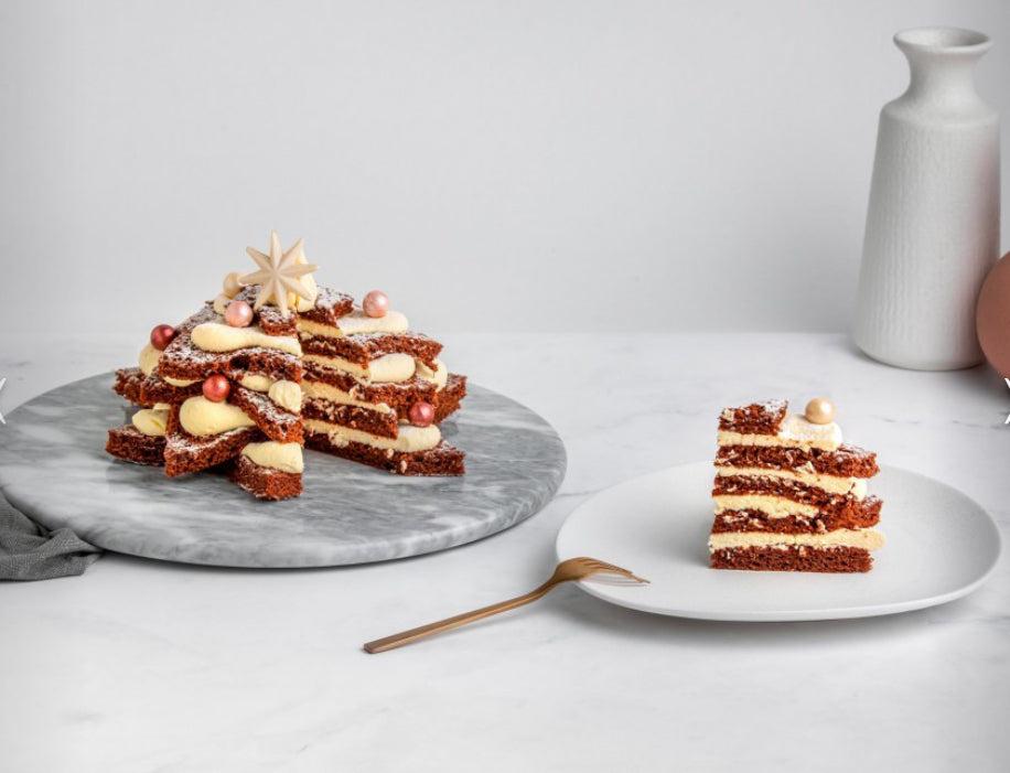 Roter Samt-Weihnachtsbaumkuchen (8-10 Personen)