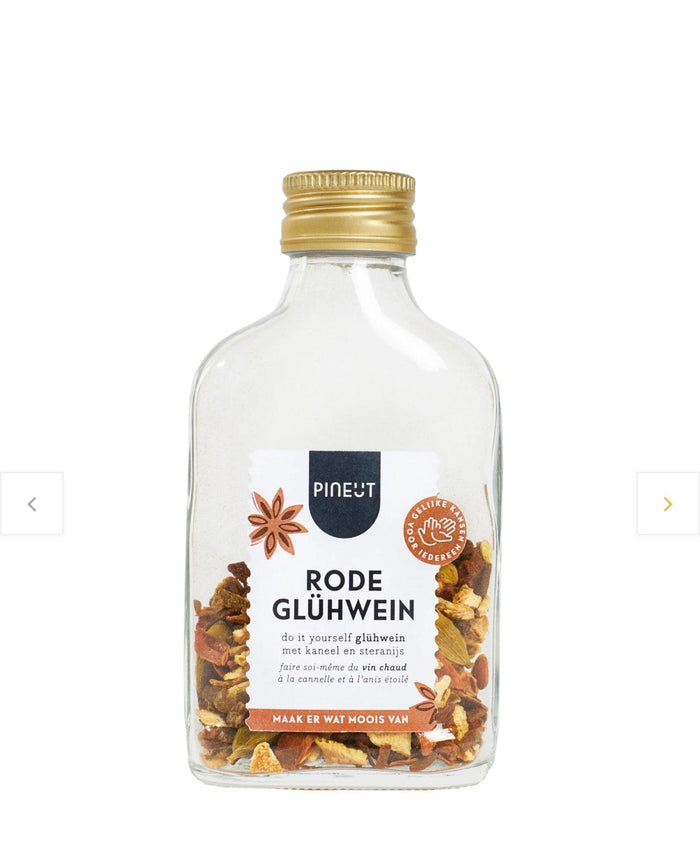 Pineut Glühwein | Pot | Warm Wishes