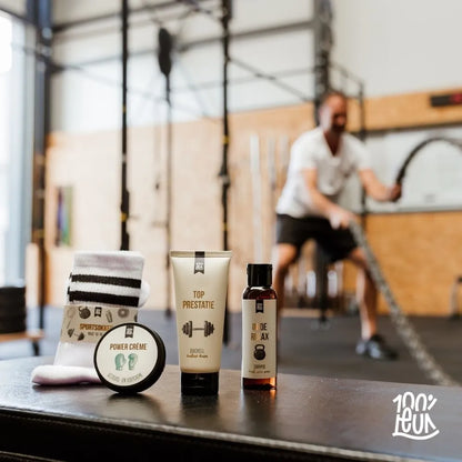 Kerstcadeaupakket Sweat Now Shine Later – Sportief & Verzorgend Geschenk