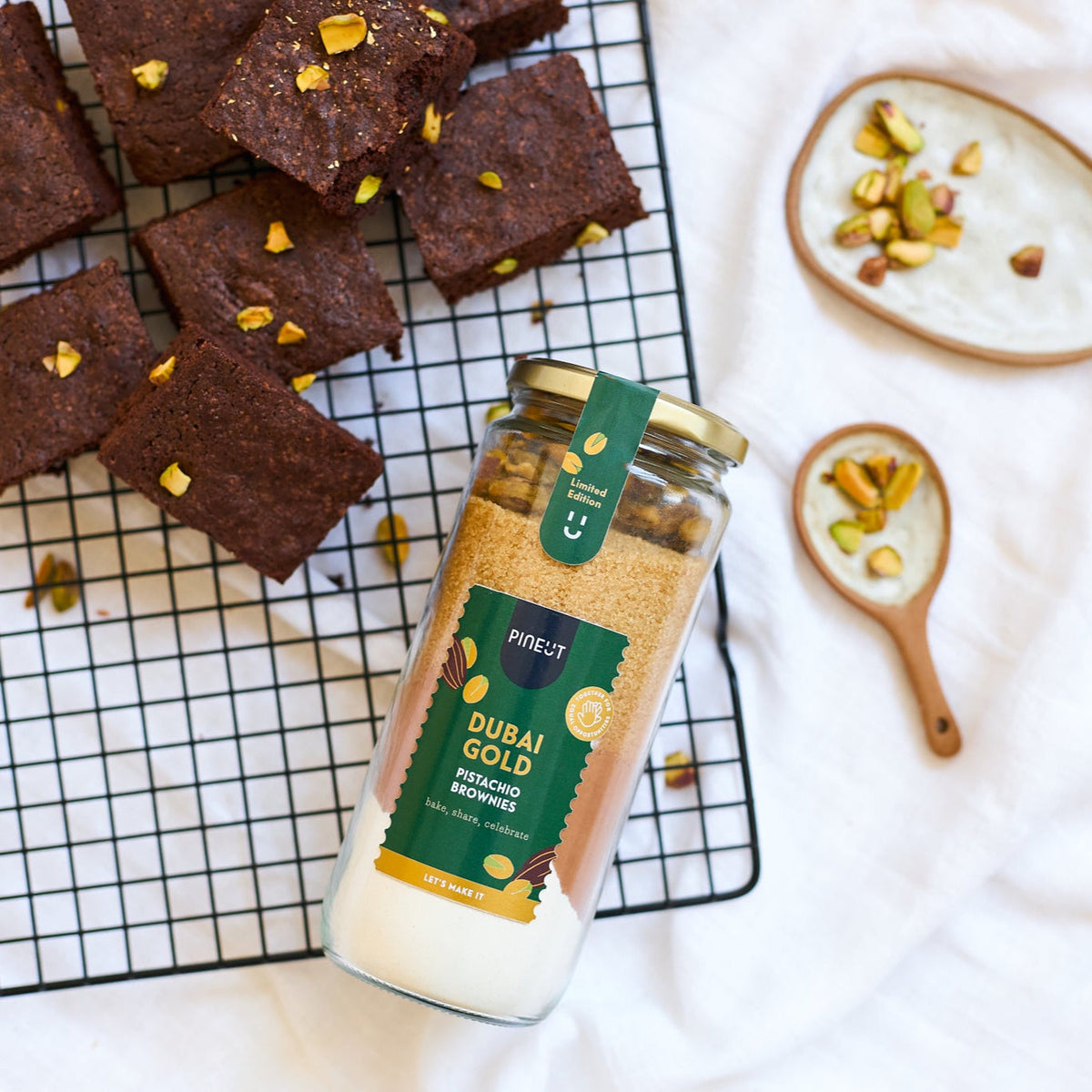 Brownies Dubai Gold | Pure Chocolade, Pistache & Specerijen