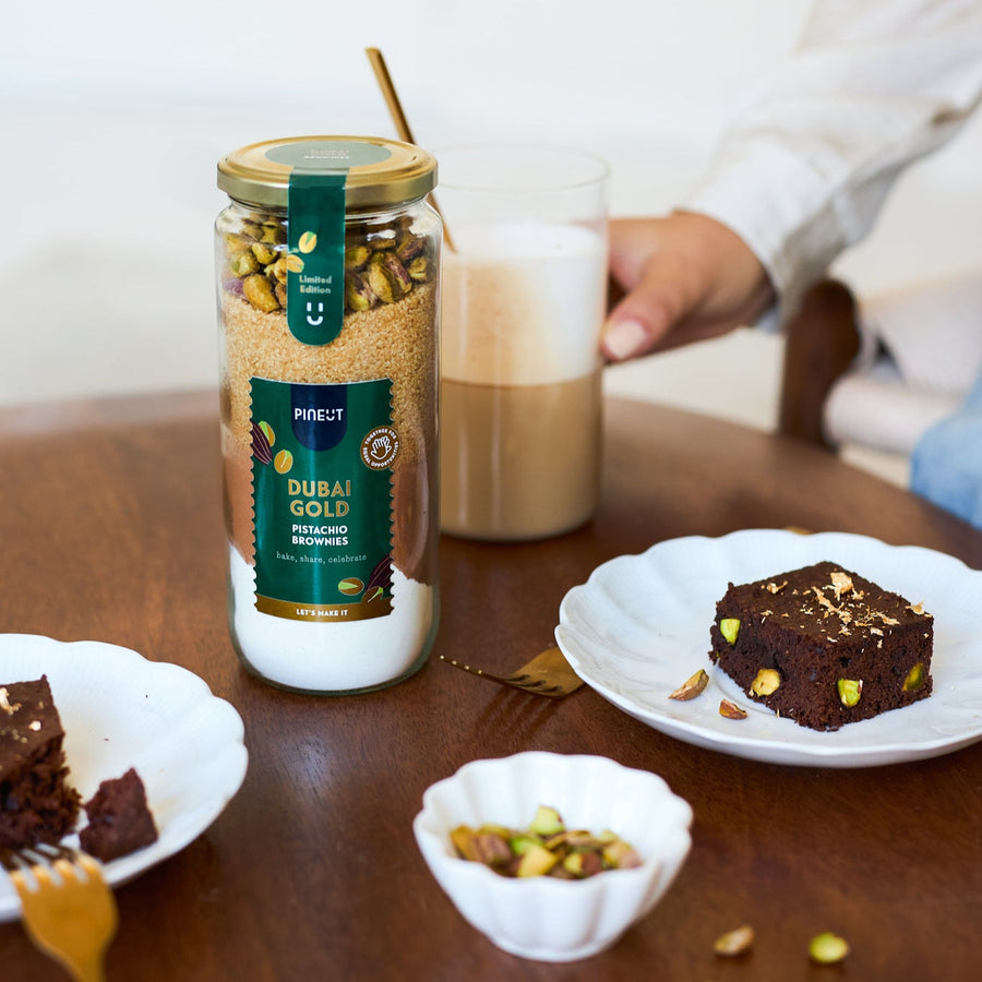 Brownies Dubai Gold | Pure Chocolade, Pistache & Specerijen
