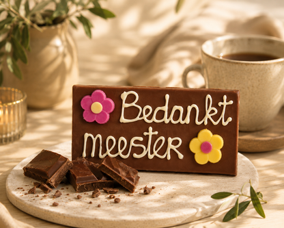 Bedankt Meester Chocoladereep met Bloemen