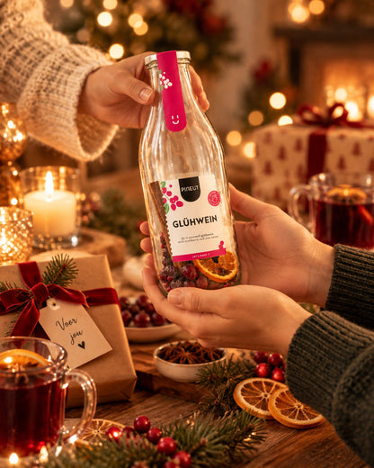 Glühwein BIO origineel winter cadeau als cadeau tijdens een persoonlijk overhandigingsmoment