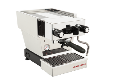 La Marzocco Linea Micra RVS espressomachine, driekwart vooraanzicht