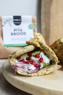 PINEUT BORRELBROOD PITA BROOD