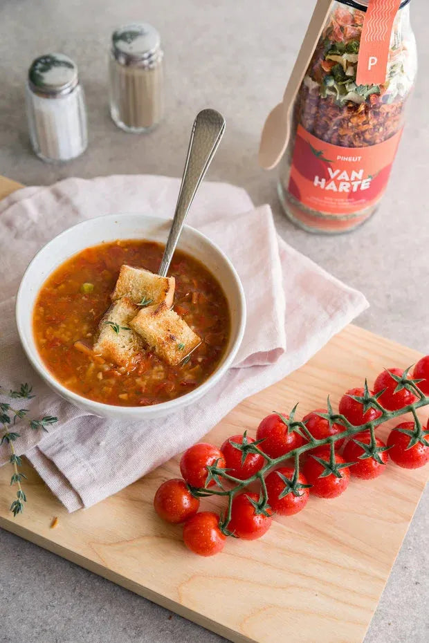 PINEUT TOMATO SOUP