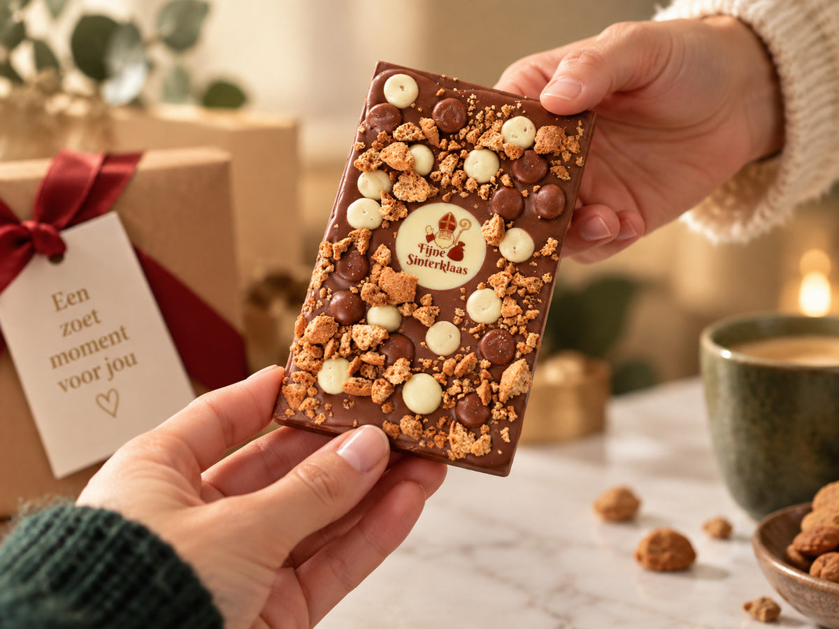 Zakelijk Sinterklaas cadeau met Sophie & Philou pepernoten chocoladereep